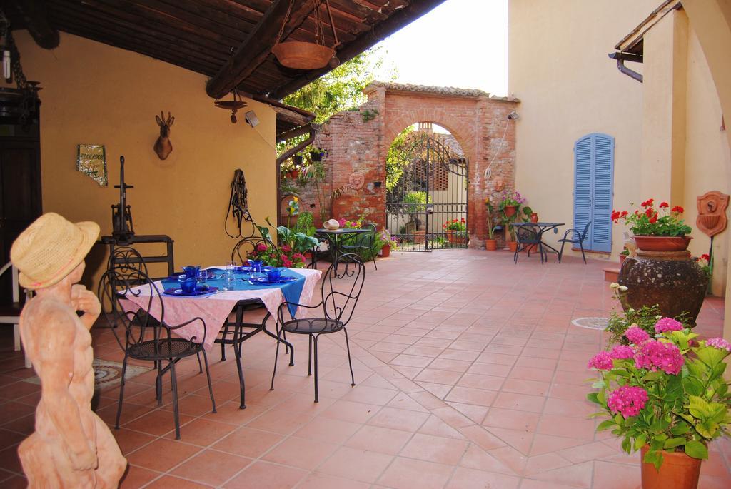 Il Colombaio, Siena -Appartamenti E Camere- Isola d'Arbia Zewnętrze zdjęcie